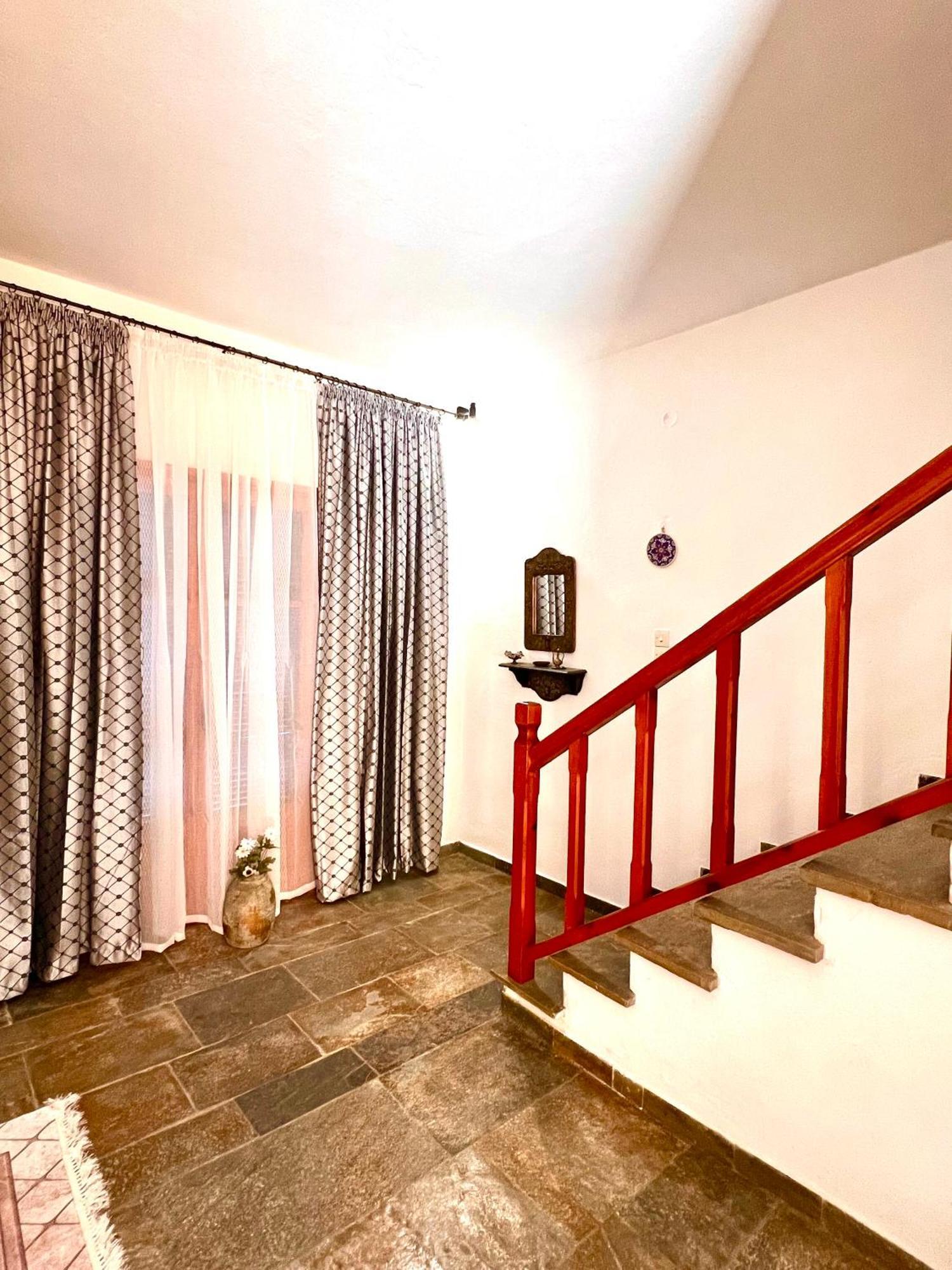 Stefanos Apartments Agios Gordios  Exterior foto